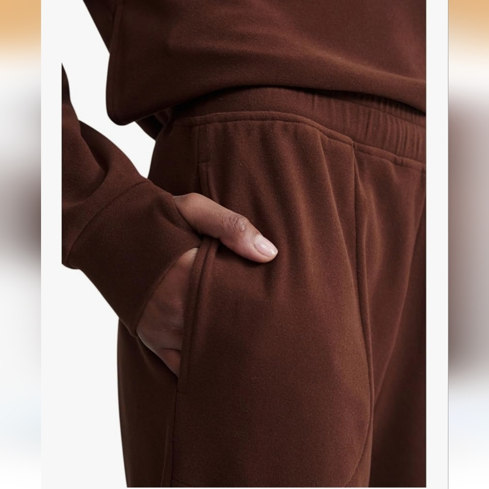 Varley Sweatpants - Picture 3 of 12